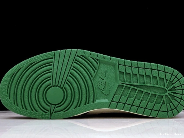 1st Kicks Jordan High OG 1 NRG Sail-Black 555088-302 Green Pine Air 0717